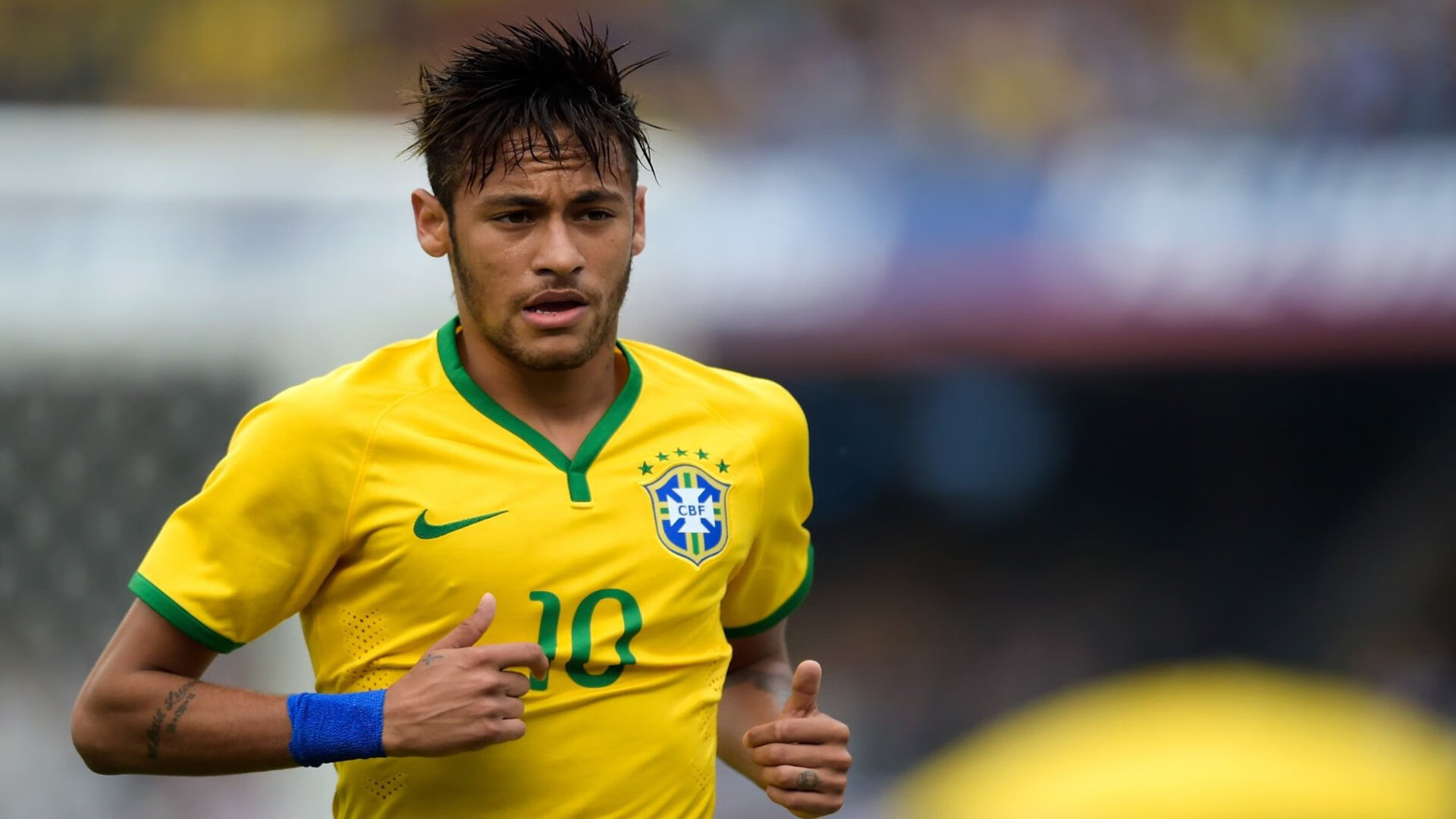 女足比赛中，中国队员武某获得最佳守门员奖，2020中国女足守门员叫什么